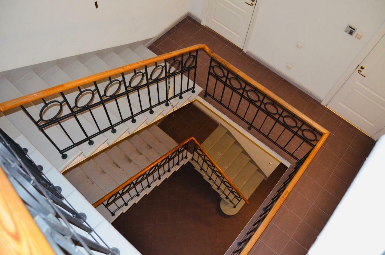 Jacob'S Barracks Apartment In Old Town Riga Exteriör bild