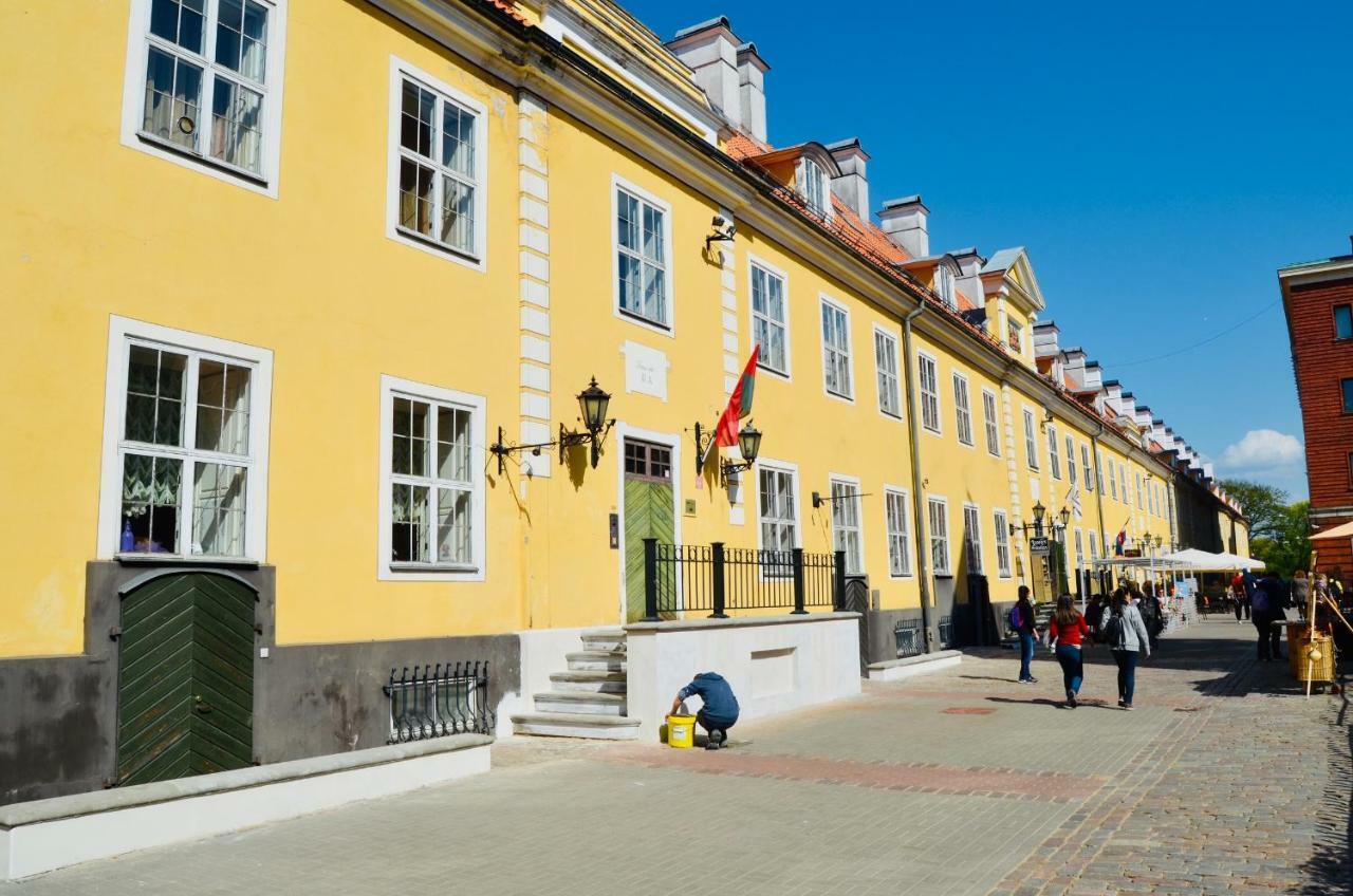 Jacob'S Barracks Apartment In Old Town Riga Exteriör bild